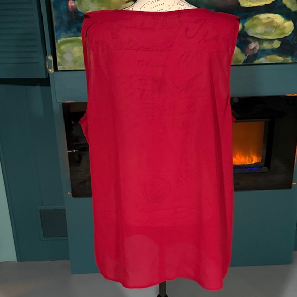 Chic Red Ruffled Blouse - Picture 2 of 7